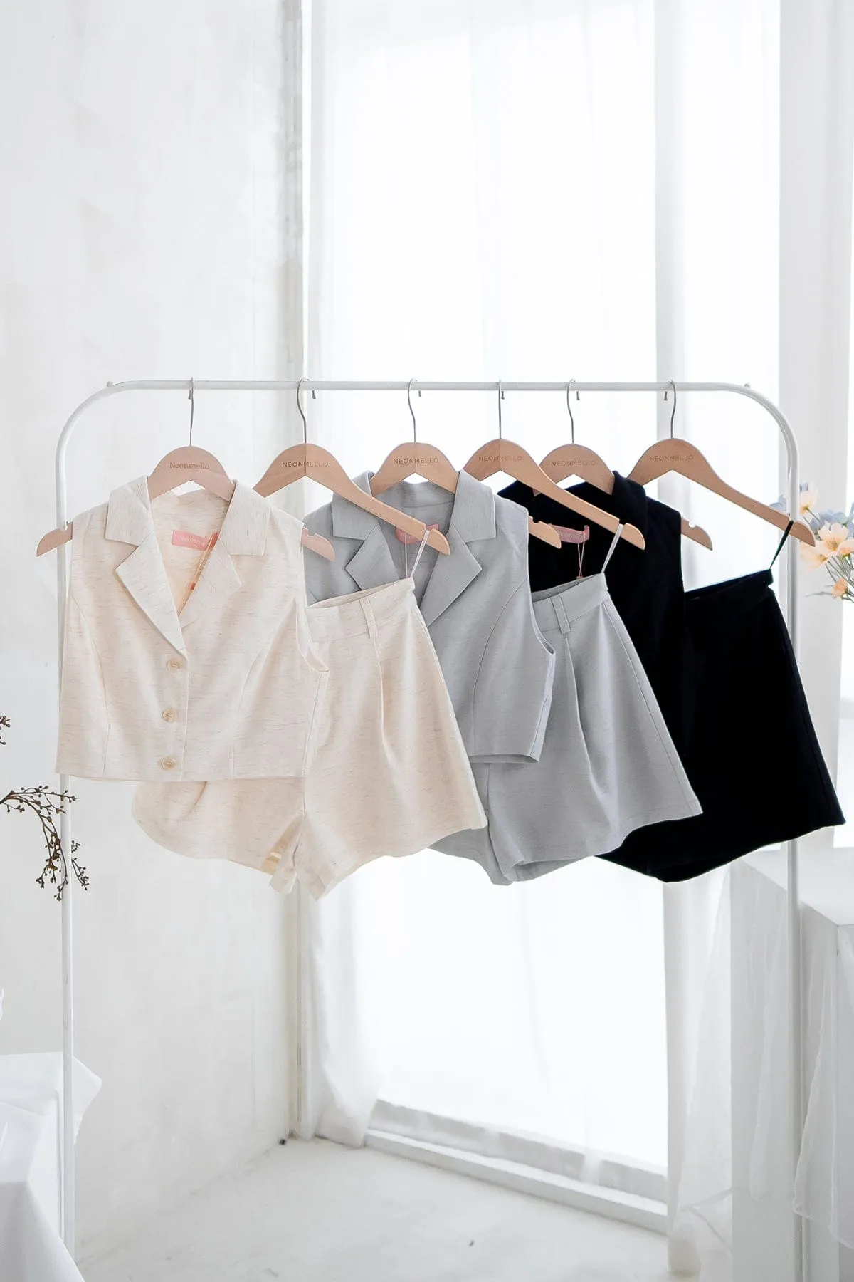 MARGO 2-PC SET IN OAT
